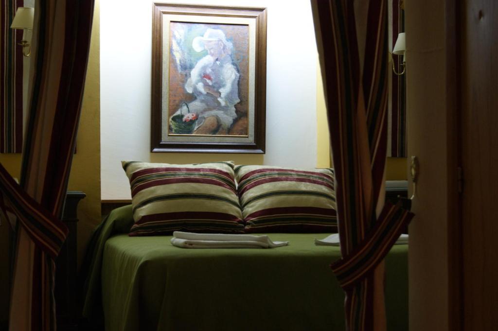 Hotel Almona Granada Værelse billede